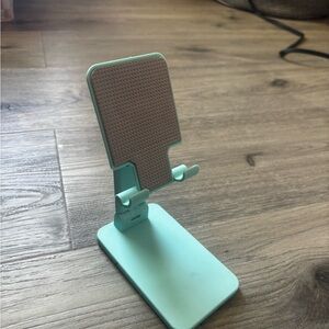 Adjustable Tablet Stand - Mint Green